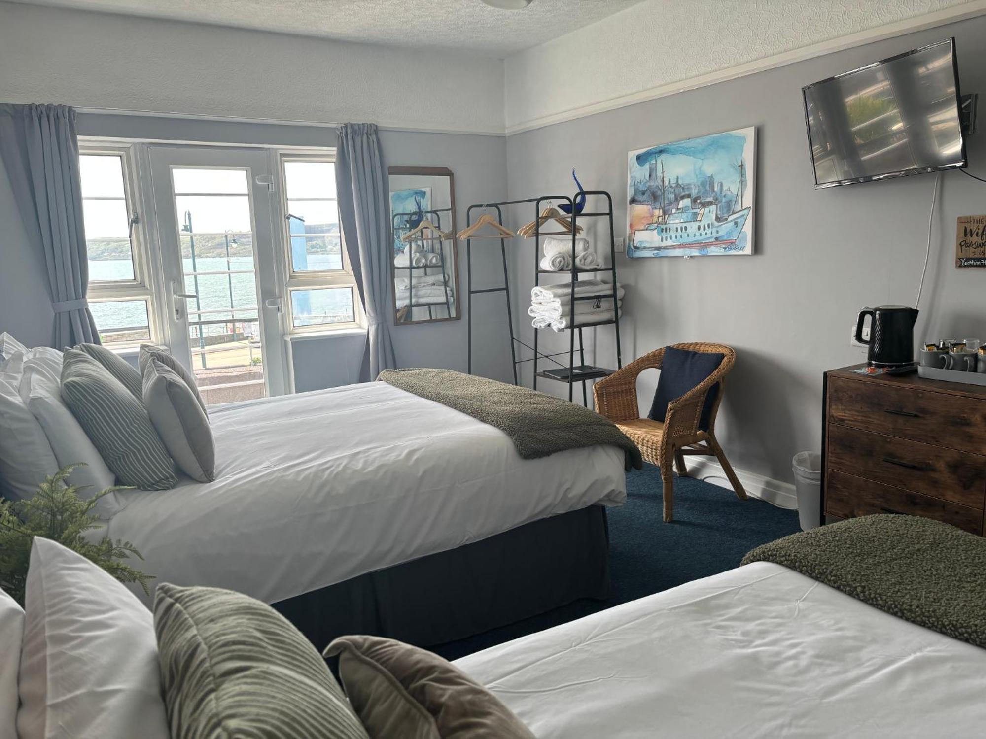 The Yacht Inn Penzance Esterno foto
