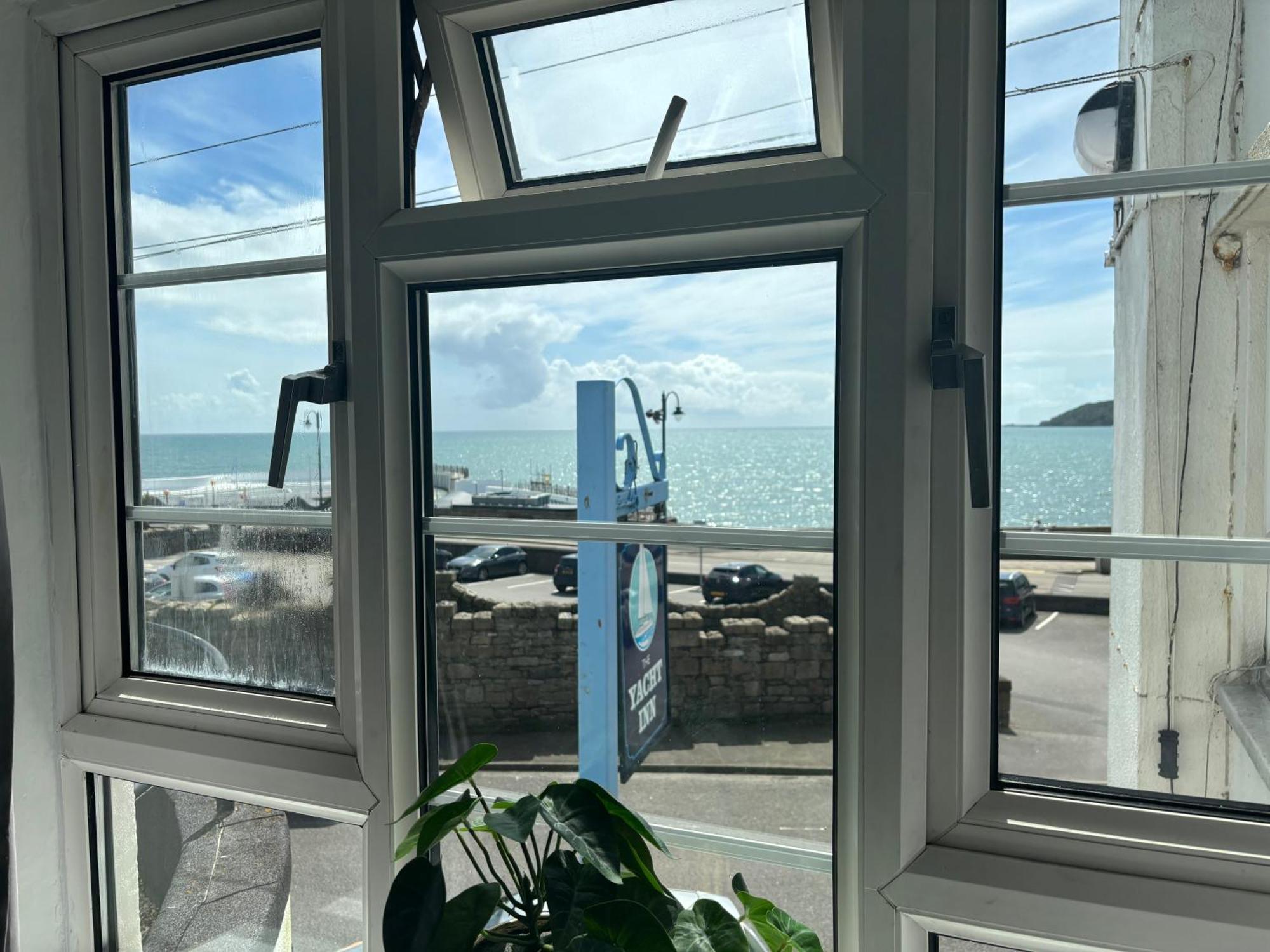 The Yacht Inn Penzance Esterno foto